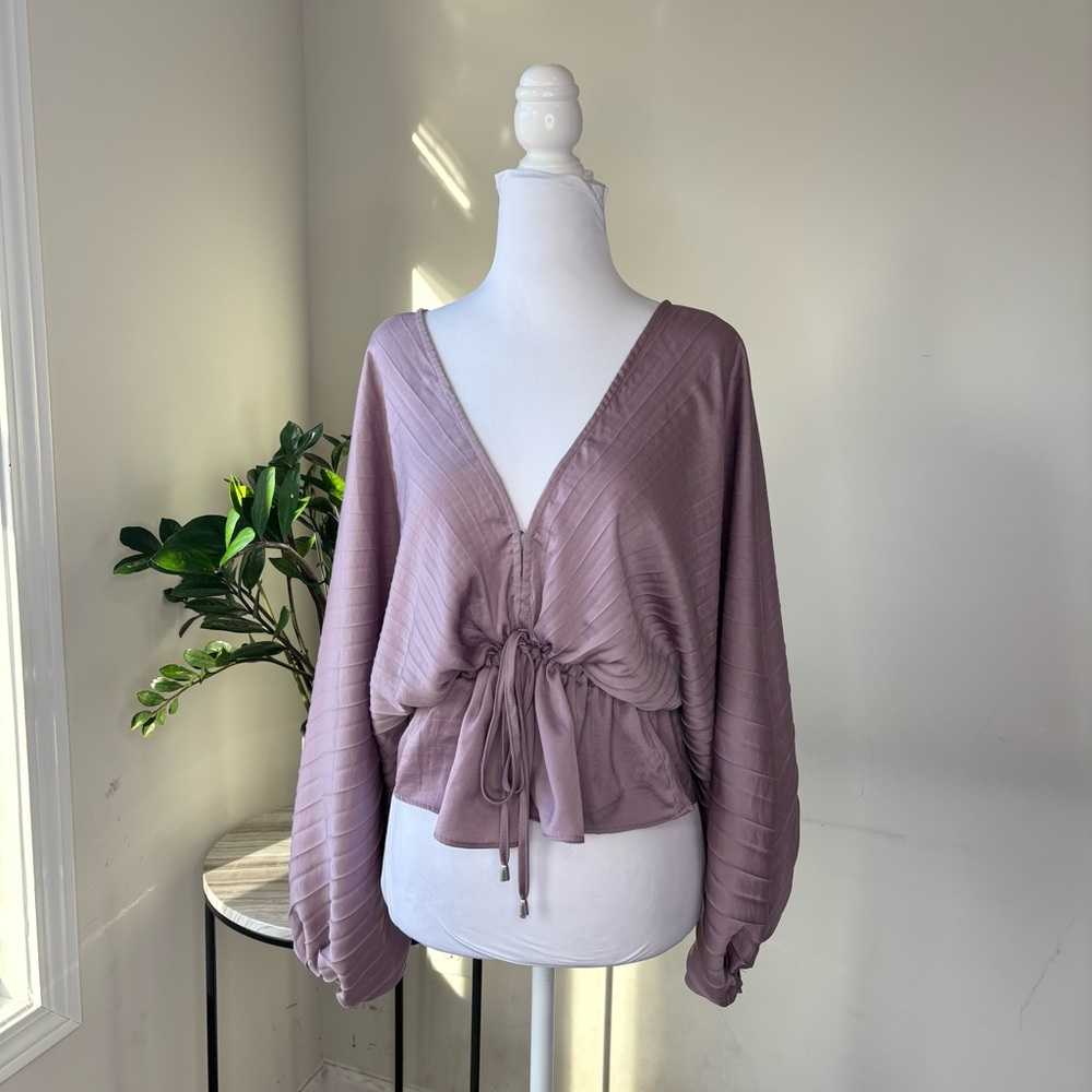 BN6 Boheme Zafrina‎ Pleated Blouse Satin Plunging Neck Sexy Feminine Small